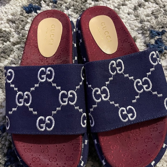 Navy blue - Picture 3 of 3